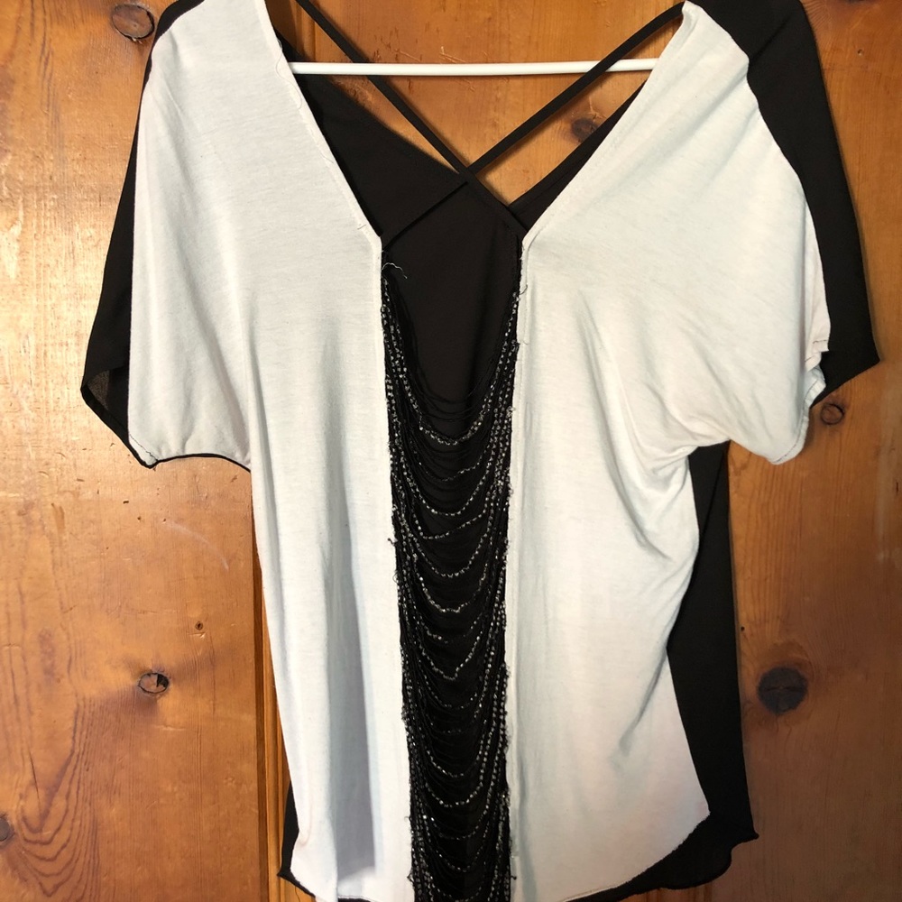 BKE Boutique black and white top